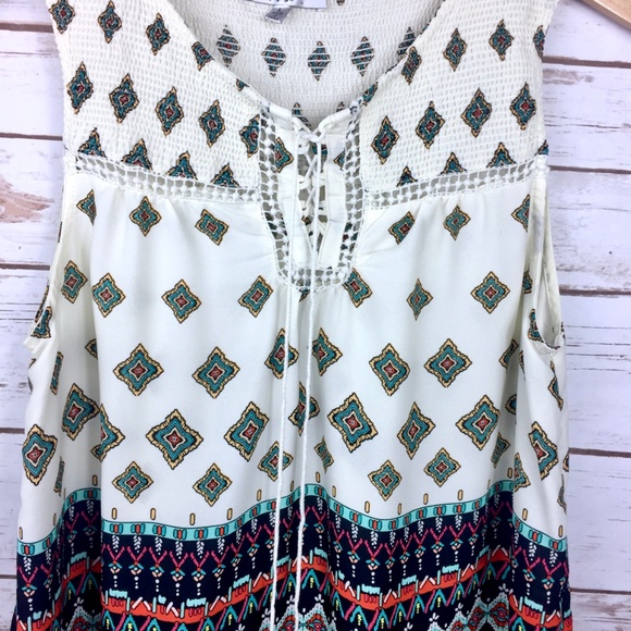 Papaya Multi Patterned Cream Lace Up Top - Picture 3 of 8